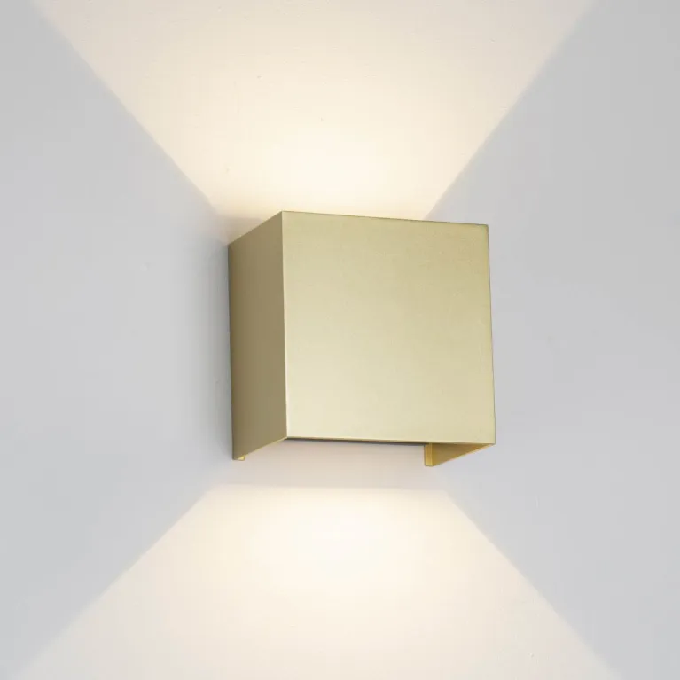 Настенный светильник Mantra Davos 9225