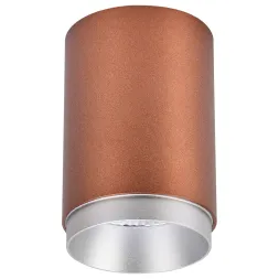 Точечный накладной светильник Wertmark Stecken WE801.01.607+WE803.RG.200