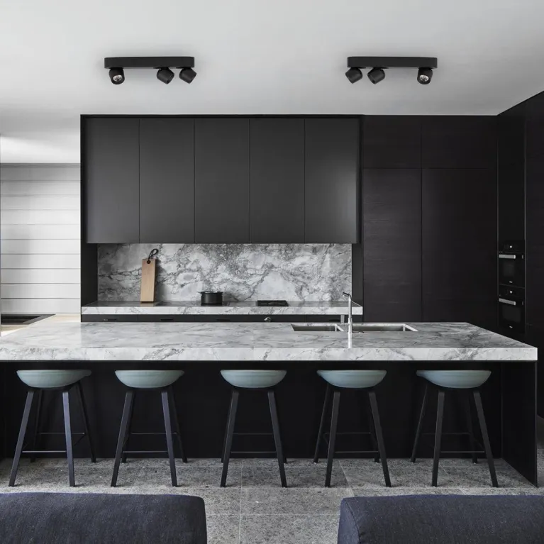Накладной спот Loft IT Quiet 10320/3 Black