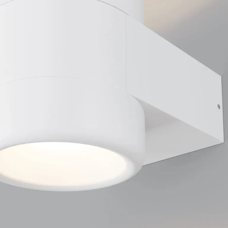 Уличный настенный светильник Maytoni Orbit O490WL-L6W3K