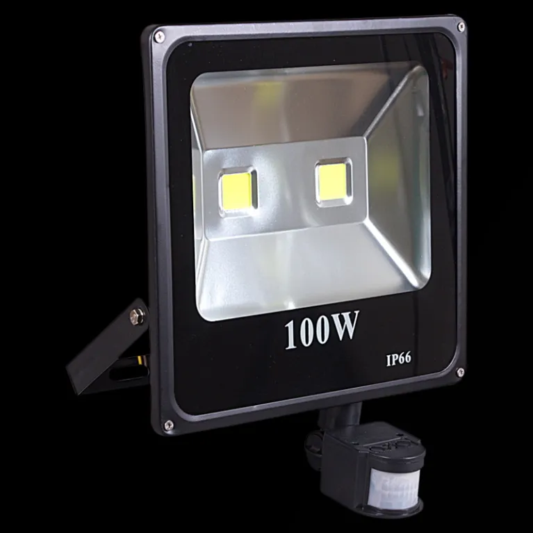 Прожектор Reluce 54100-0.2-001QY LED100W+SENSOR BK