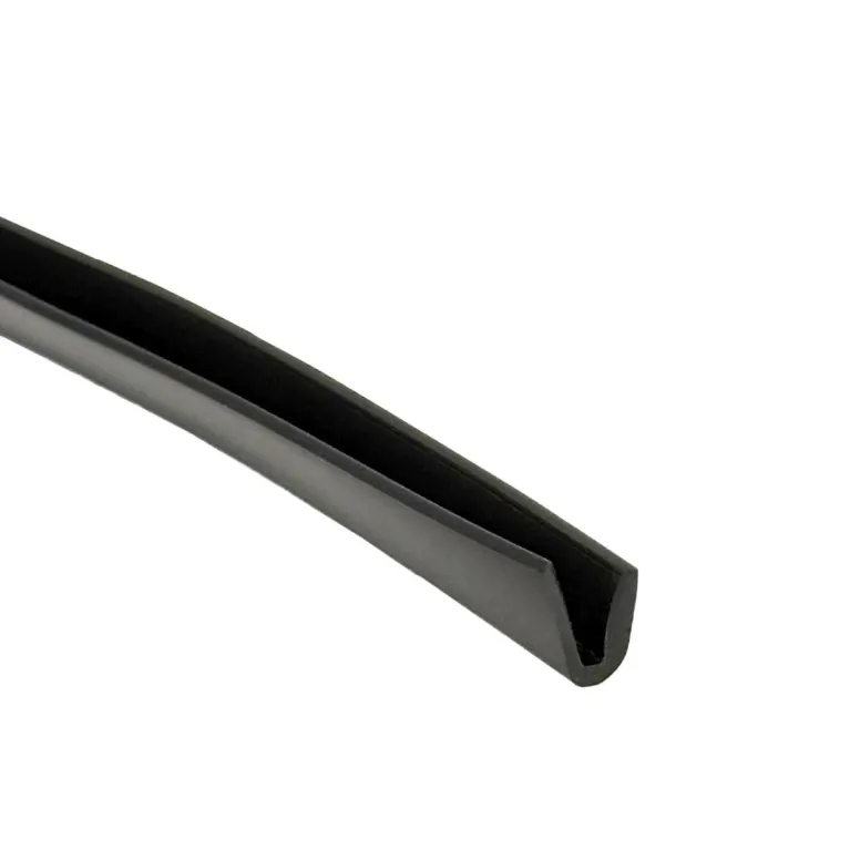 Гарпун для встраиваемого шинопровода в натяжной ПВХ потолок Crystal Lux Space 220 CLT 0.235 07 BL