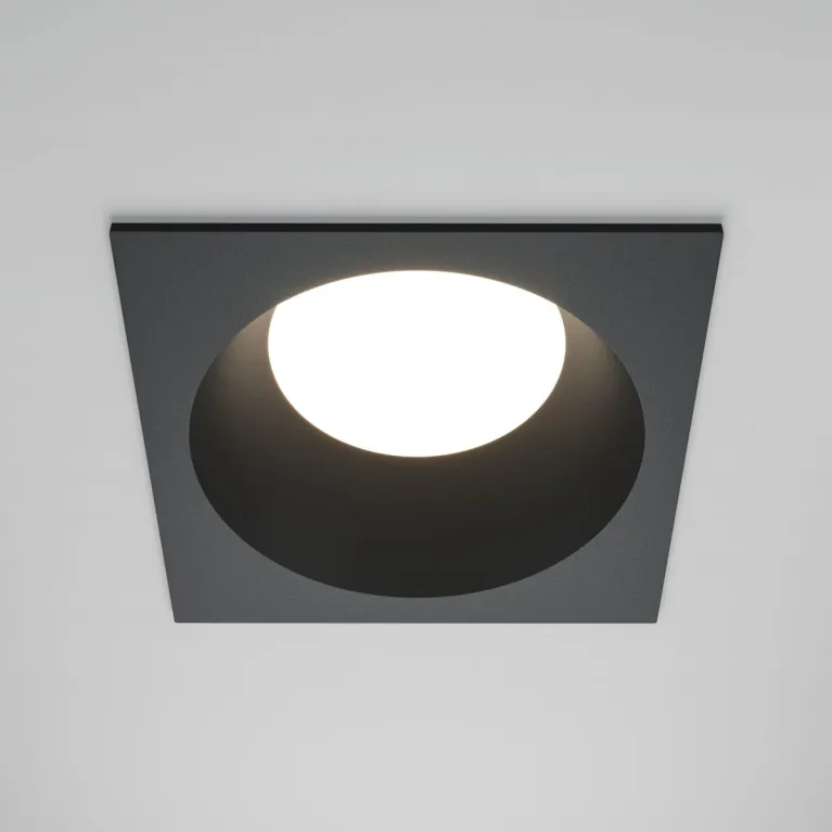 Встраиваемый светильник Maytoni Technical Share DL126-GX53-SQ-B