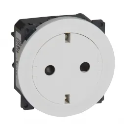 Розетка 2К+З Legrand Celiane 16A 230V с/з со шторками безвинтовой зажим немецкий стандарт белая 0671