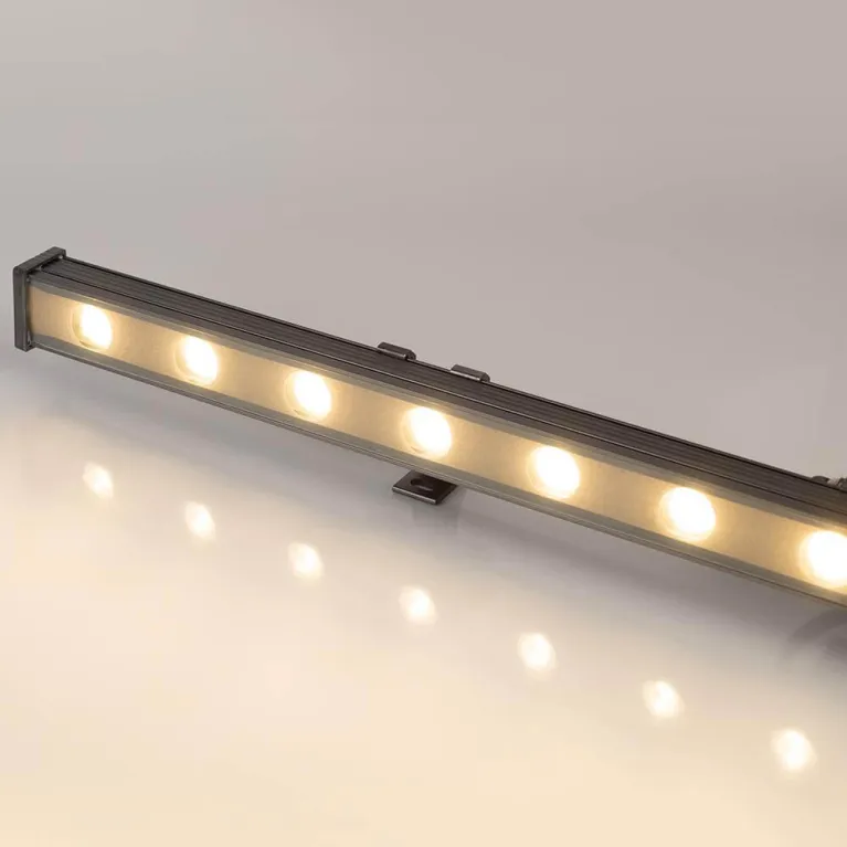 Прожектор светодиодный Arlight 18W 3000K AR-Line-1000S-18W-220V Warm 024300
