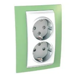 Розетка двойная Schneider Electric Unica с/з со шторками 10A 250V MGU63.067.863