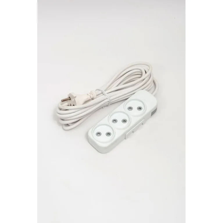 Удлинитель 3вх с защитными шторками ELBI Myra 527-010205-350