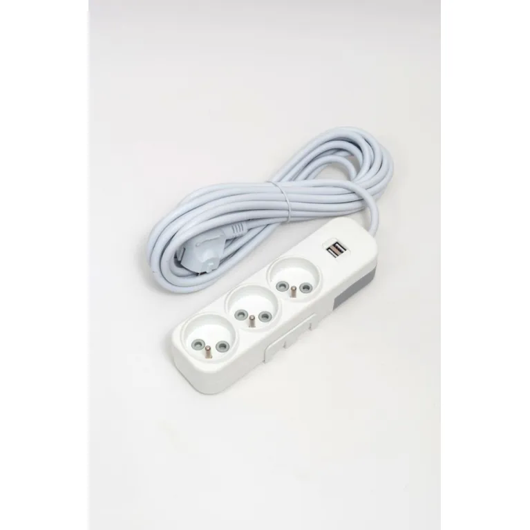 Удлинитель 3вх с защитными шторками USB UPS ELBI Myra 527-010205-316