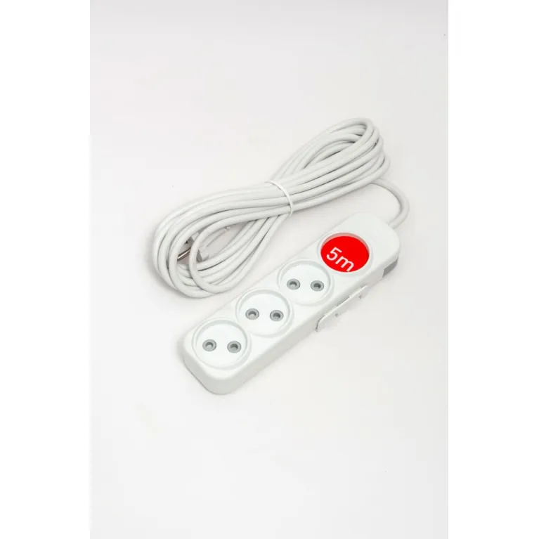 Удлинитель 4вх с защитными шторками ELBI Myra 527-010205-450