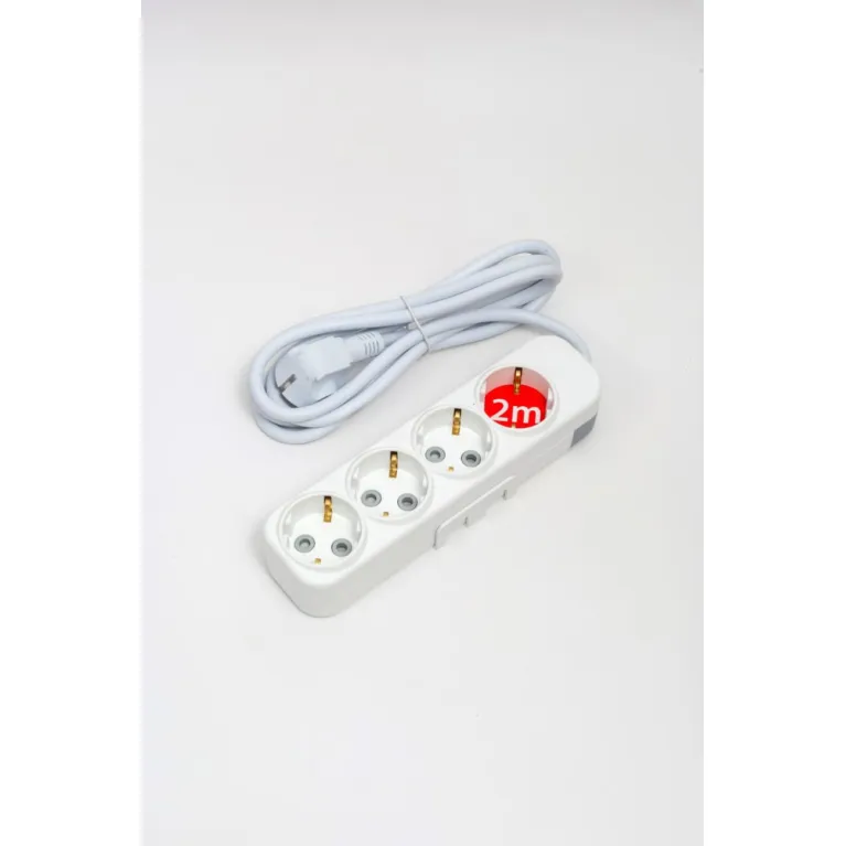 Удлинитель с/з 4вх с защитными шторками ELBI Myra 527-010202-421
