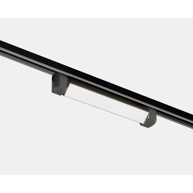 Трековый однофазный светильник Italline IT08-8029 black 3000K