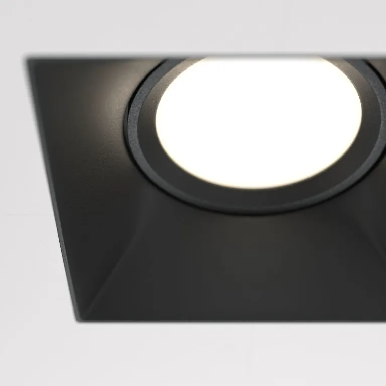 Встраиваемый светильник Maytoni Dot DL042-01-SQ-B