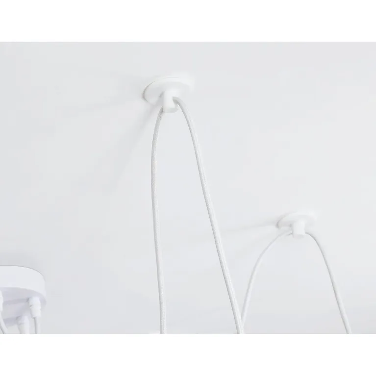 Подвесная люстра Ambrella light Traditional TR8131